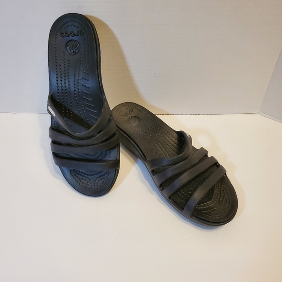 Womens Crocs Sandals, Sz 8 - Picture 4 of 10